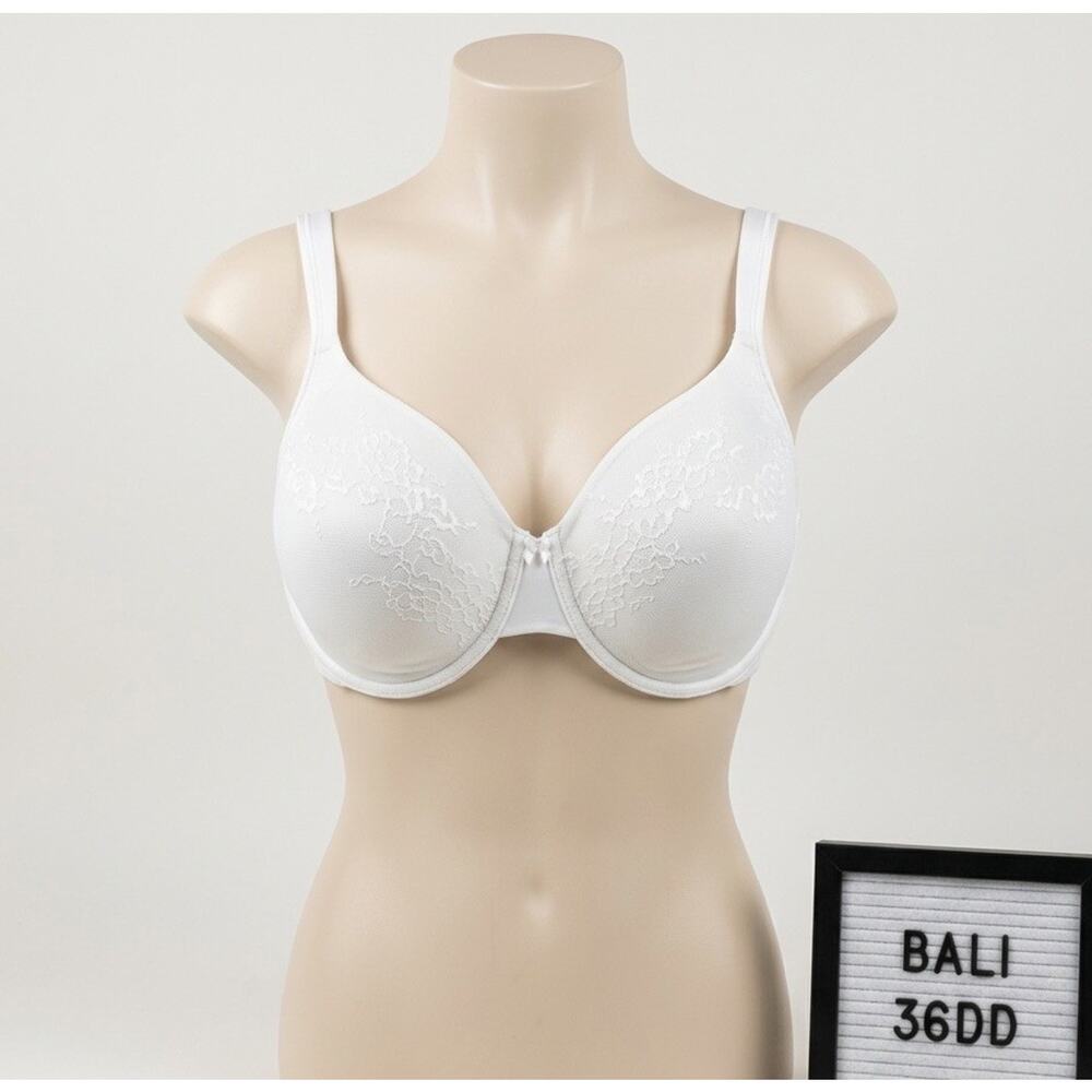 Bali Live It Up Bra 36DD White Lace Underwire Comfort Straps Style D653